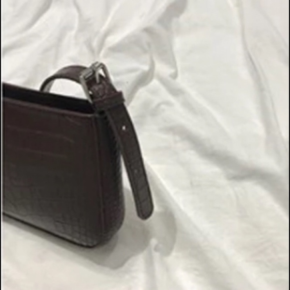 Retro Hand Bag. - Picture 6 of 11